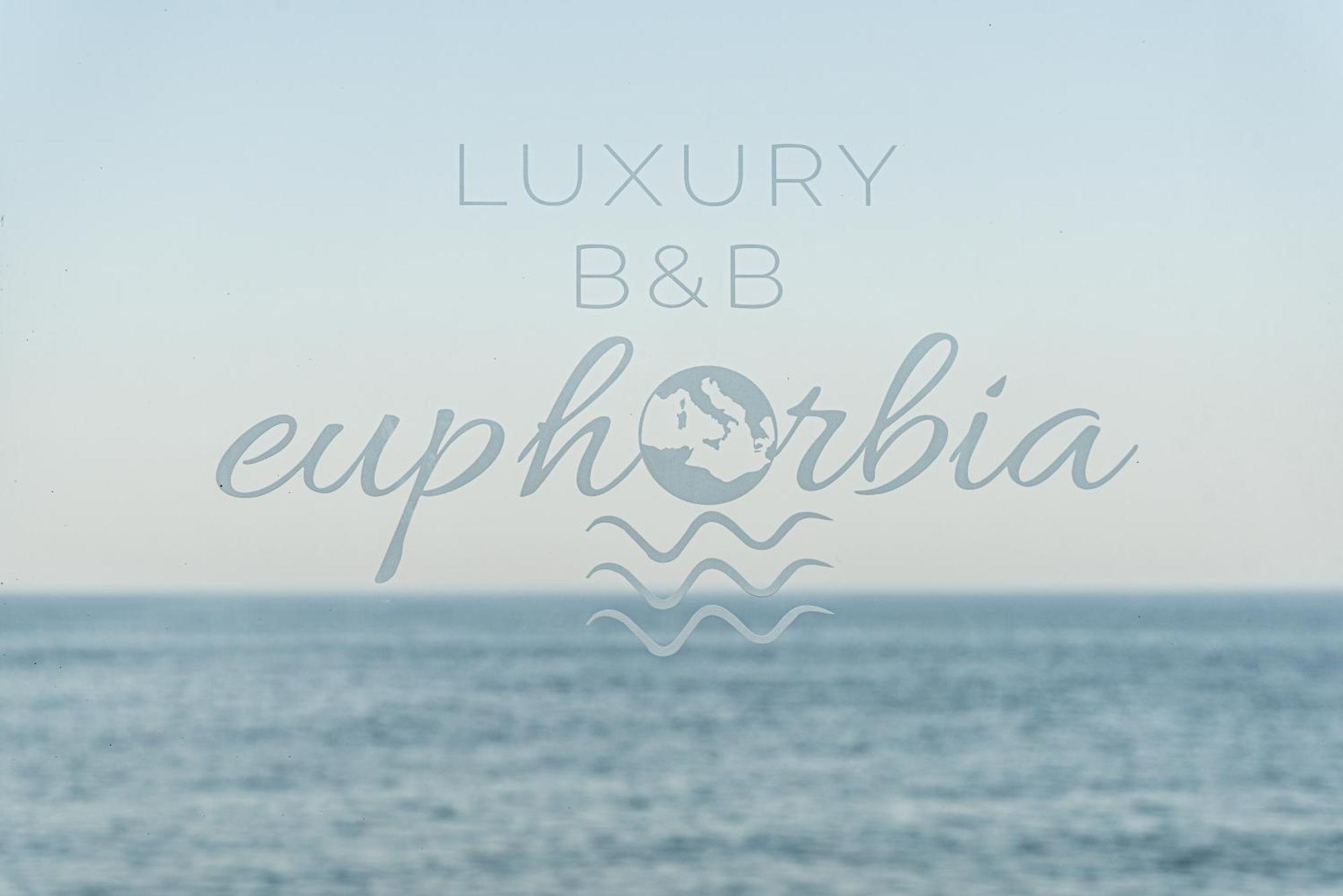 Luxury B&B Euphorbia Acireale Eksteriør billede